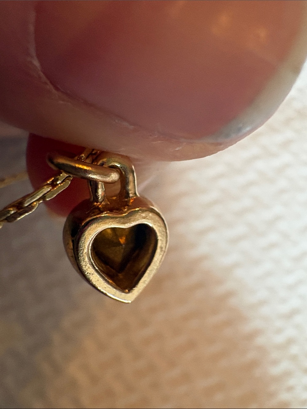 Christian Dior, 14-16” gold vintage crystal Heart Pendant Necklace - Picture 9 of 9